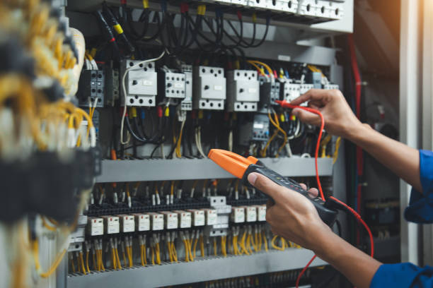 Best Local Electrician Companies  in Lakes Of The Four Seasons, IN